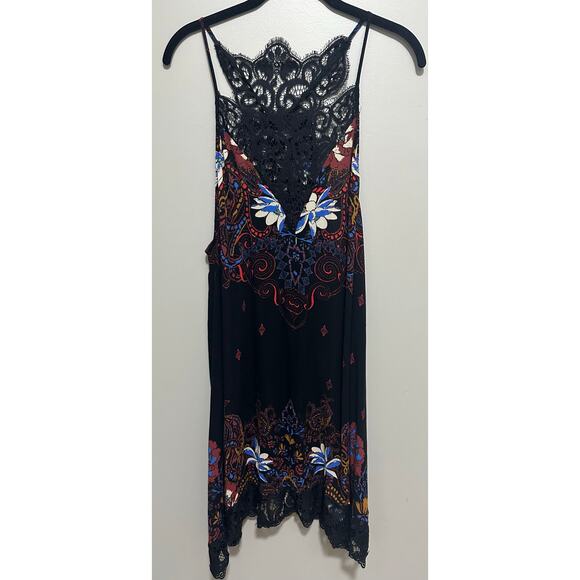 INTIMATELY FREE PEOPLE "Who’s Sorry Now" Floral Lace Mini Slip Dress Size Large - Picture 2 of 8